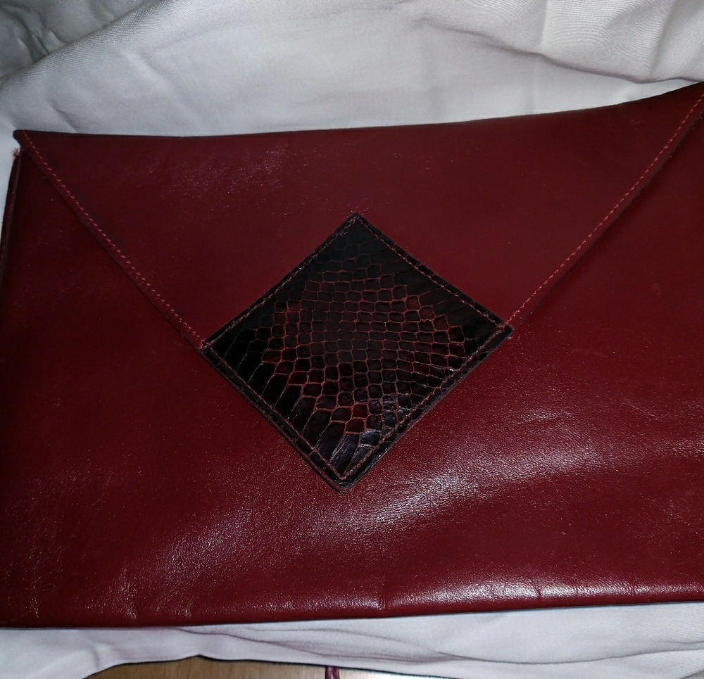 🌺Softest Leather Clutch By David Mehler🌺